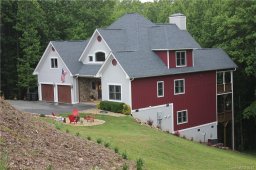 3012 Hickory Nut Trail