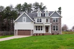 108 Streamside Place