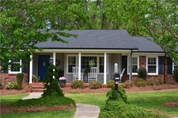 1208 Woodacre Circle