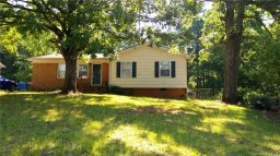 1500 Northwoods Drive