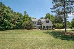 9106 Dogwood Ridge Drive