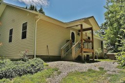 52 Golden Hawk Drive