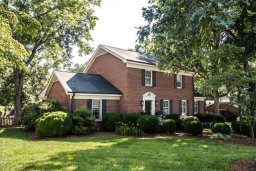 1014 14th Avenue Drive