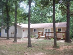 1216 White Oaks Circle