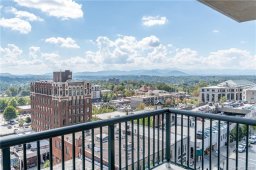 21 Battery Park Avenue