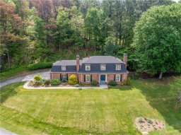 34 Forest Park Drive