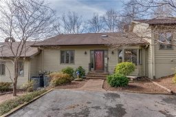 2 Hunting Country Trail