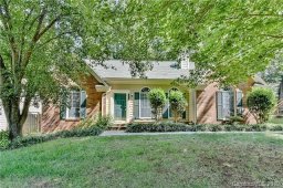 8409 Red Setter Lane