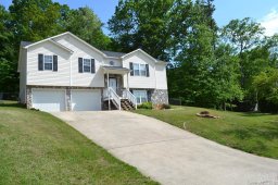 106 Carriage Hills Drive