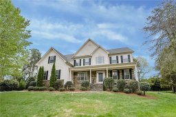 105 Estate View Court