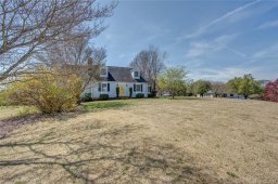 2904 Highland Circle