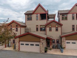 4 D Chimney Crest Drive