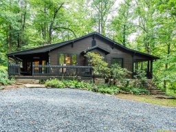 106 Chestnut Hill Road