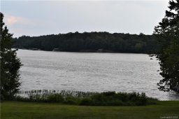 263 N Shoreline Drive