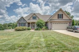 122 White Tail Drive