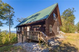 7135 Poplar Ridge Lane