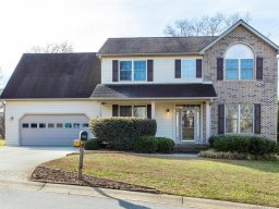 104 Driftstone Circle