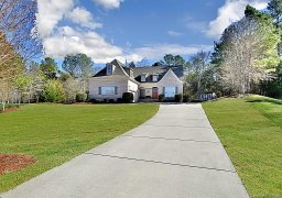 2217 Fox Crossing Court