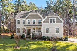300 Cove Creek Loop