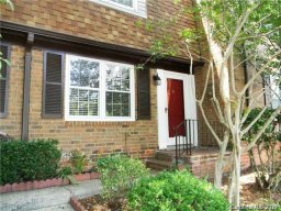 911 Nottingham Drive