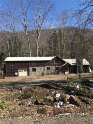 137 Mountain Farm Road