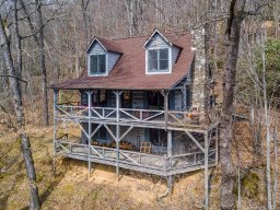 180 Little Mountain Road