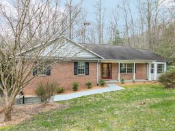 505 Hunters Glen Lane