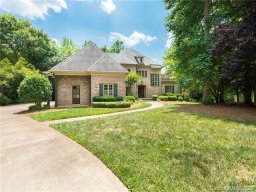 1000 Shinnecock Lane