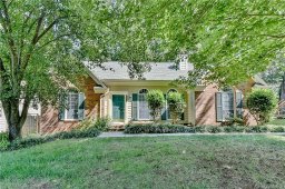 8409 Red Setter Lane