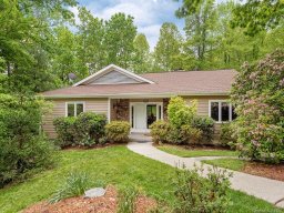 165 Sugar Maple Heights