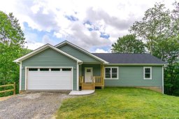 395 Green Meadow Lane