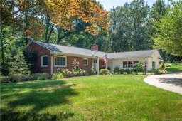 104 Woodbine Terrace