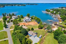 21223 Lakeview Circle