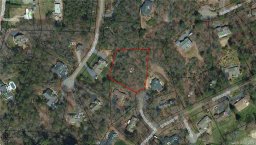 8 Dogwood Glen Circle