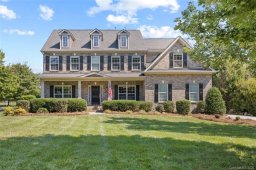 13605 Fairington Oaks Drive