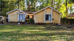 5112 Walnut Grove Lane