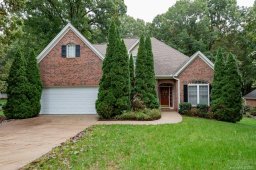 1928 Twin Ponds Drive