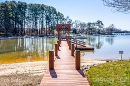 17732 Kings Point Drive