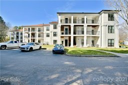 17810 Half Moon Lane