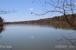 2253 Island View Lane