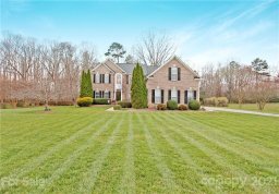 6819 Heath Glen Drive