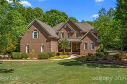 202 Oxford Place Drive