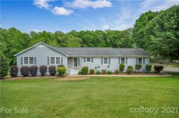 1400 Merrimont Avenue