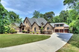 2325 Ski Trail Lane