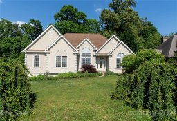 61 N Willow Brook Drive