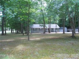 2301 Raccoon Run Court