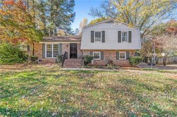 13500 Four Oaks Lane