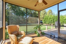 105 Bluff Meadow Lane