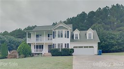 102 Cross Creek Drive