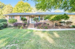 311 Knollwood Avenue